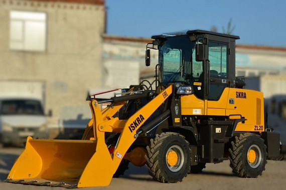 Фронтальный погрузчик ISKRA ZL200
