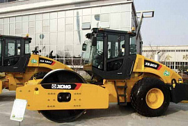 Грунтовый каток  XS203J